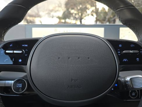 Used 2023 Hyundai Ioniq 5 SE image 30