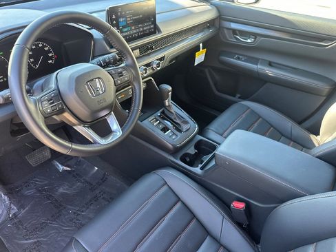 Certified 2025 Honda CR-V Sport-L image 11