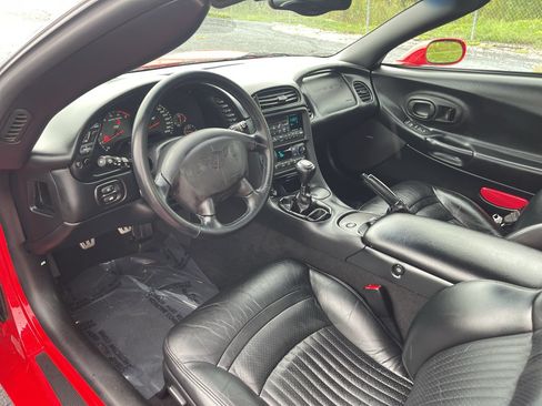 Used 2003 Chevrolet Corvette Convertible w/ Preferred Equipment Group1 RWD image 18