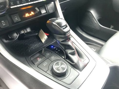Used 2023 Toyota RAV4 SE w/ Weather & Moonroof Package AWD/4WD image 25