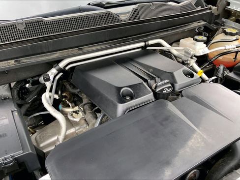 Used 2023 Chevrolet Colorado ZR2 w/ ZR2 Convenience Package III AWD/4WD image 32