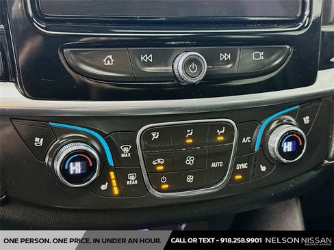 Used 2023 Chevrolet Traverse Premier w/ Redline Edition image 16