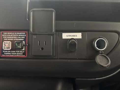 New 2026 Chevrolet Express 3500 w/ Power Convenience Package RWD image 18