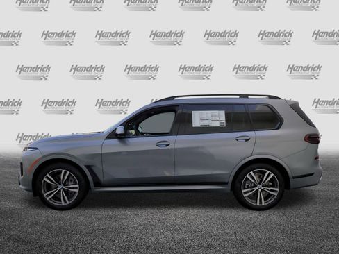 Used 2026 BMW X7 xDrive40i w/ M Sport Package image 7