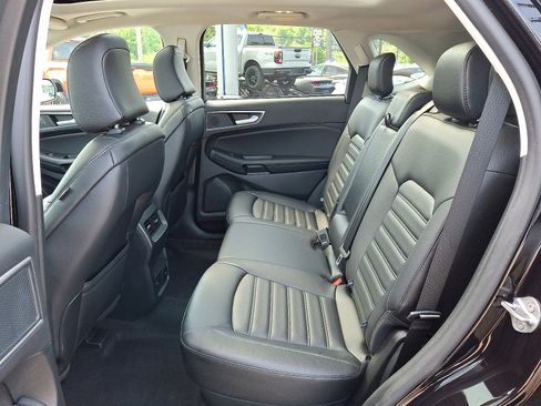 Used 2024 Ford Edge SEL w/ Convenience Package AWD/4WD image 10