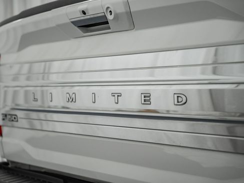 Used 2023 Ford F150 Limited image 10