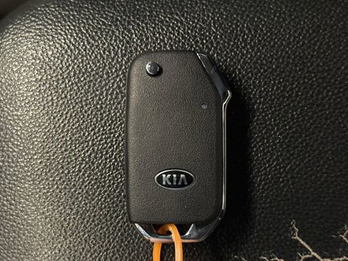 Used 2019 Kia Forte Sedan FWD image 16