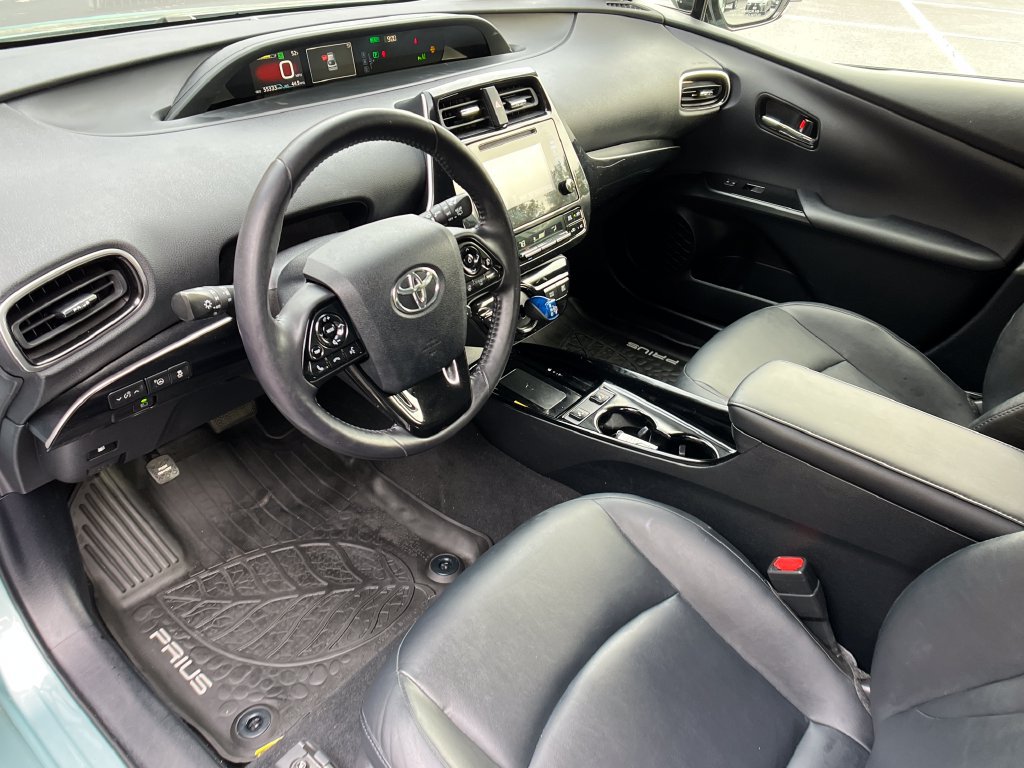 Used 2019 Toyota Prius XLE AWD/4WD image 10