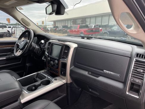 Used 2016 RAM 3500 Laramie w/ Convenience Group image 35