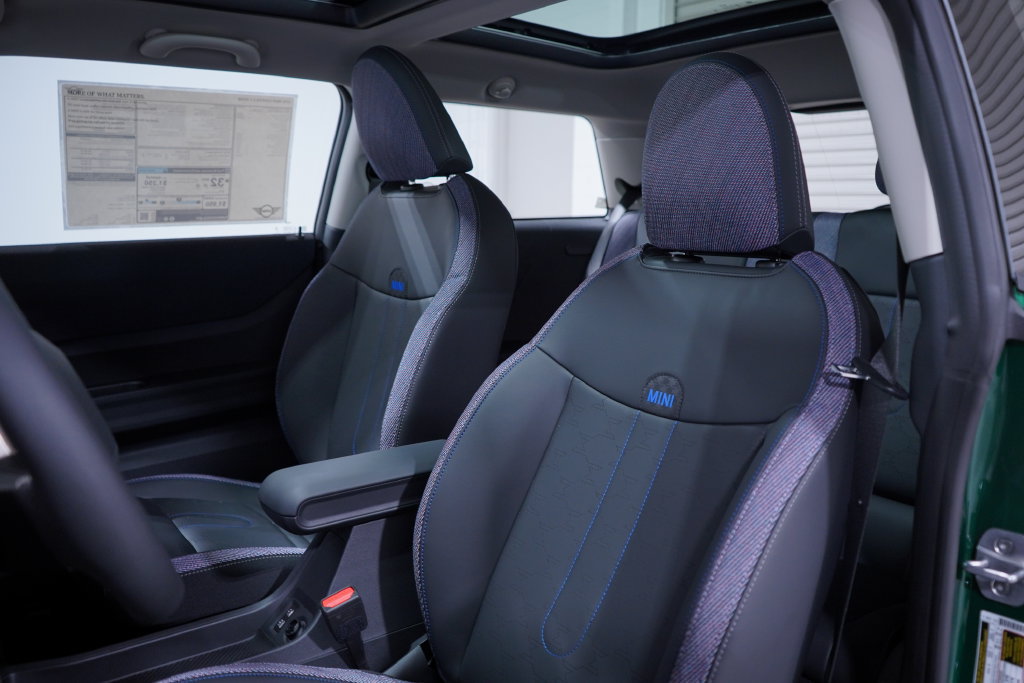 New 2026 MINI Cooper S FWD image 7