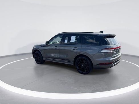 Used 2025 Lincoln Aviator Reserve w/ Equipment Group 201A AWD/4WD image 6