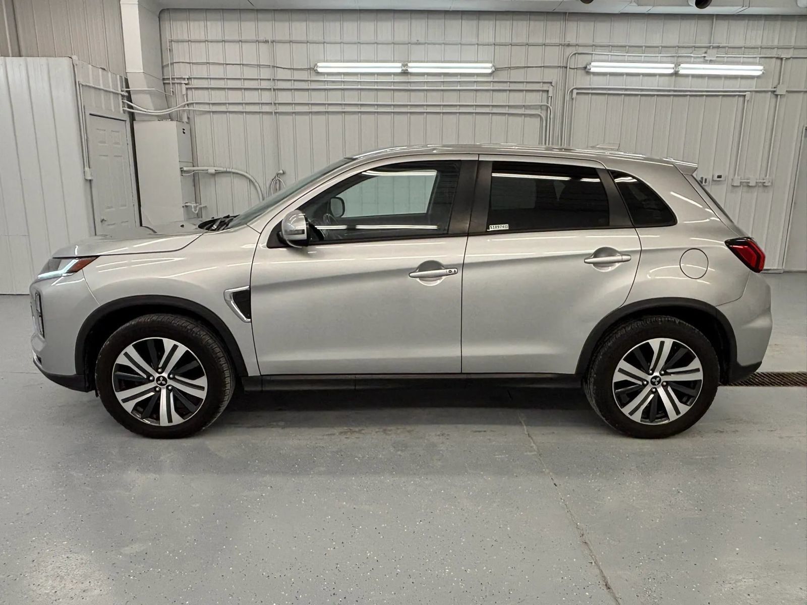 Used 2021 Mitsubishi Outlander Sport SE AWD/4WD image 8