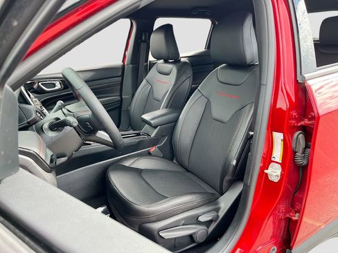 Certified 2024 Jeep Compass Trailhawk image 19