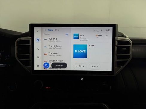 Used 2024 Toyota Tundra Platinum image 18