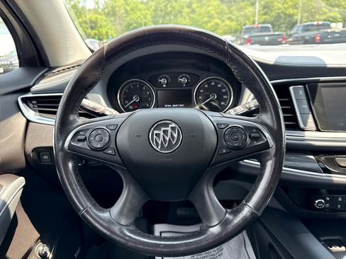 Used 2018 Buick Enclave Premium w/ Experience Buick Package image 16