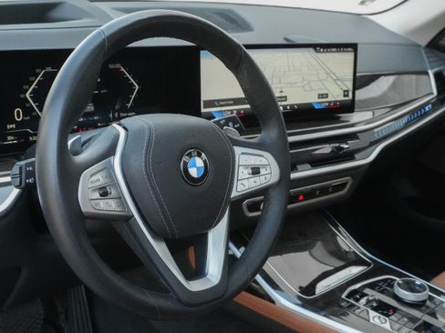 Certified 2024 BMW X7 xDrive40i w/ Executive Package AWD/4WD image 7
