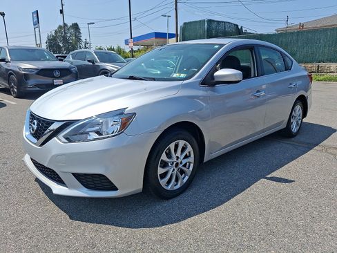 Used 2017 Nissan Sentra S w/ S Style Package FWD image 3