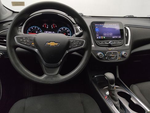 Used 2021 Chevrolet Malibu LS w/ Driver Confidence Package II FWD image 22