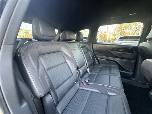 Certified 2024 Lincoln Nautilus Reserve w/ Jet Appearance Package (87T) image 36