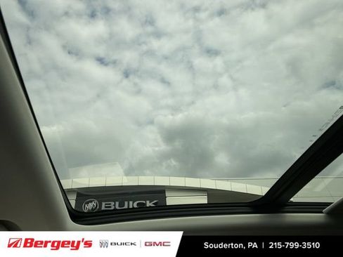 Used 2025 Buick Envision Sport Touring AWD/4WD image 20
