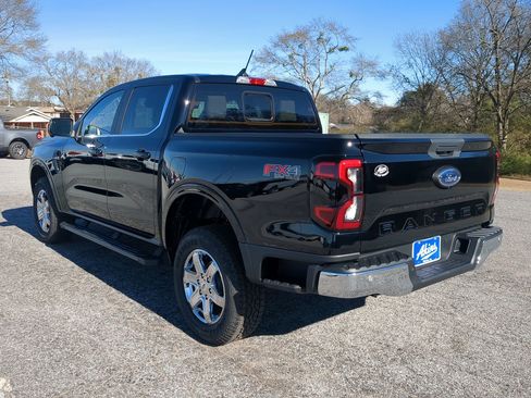 New 2025 Ford Ranger Lariat w/ FX4 Off-Road Package image 5