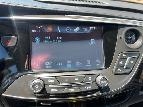 Used 2020 Buick Envision Premium w/ Driver Confidence Package AWD/4WD image 35