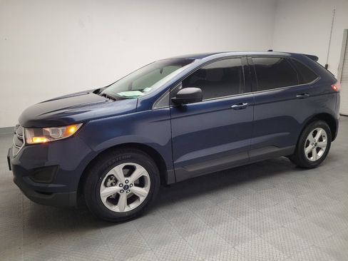 Used 2017 Ford Edge SE FWD image 2