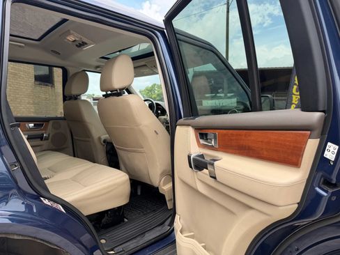 Used 2013 Land Rover LR4 HSE AWD/4WD image 13