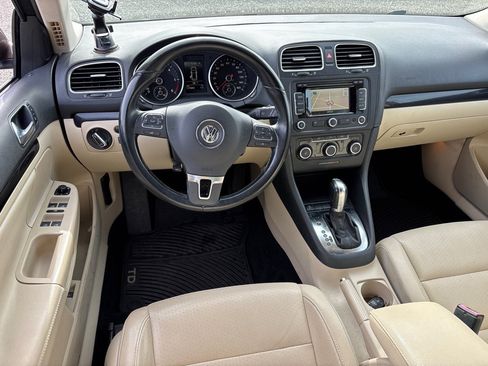 Used 2012 Volkswagen Jetta TDI FWD image 4