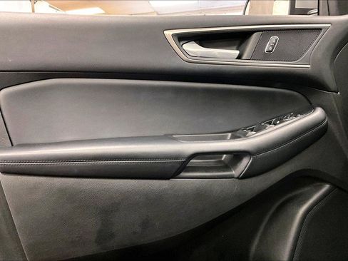 Used 2022 Ford Edge SEL w/ Convenience Package image 22