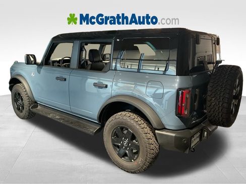 New 2025 Ford Bronco Outer Banks w/ Black Appearance Package image 5