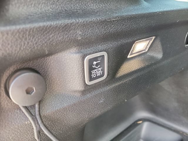 Used 2021 Jeep Grand Cherokee L Laredo AWD/4WD image 9