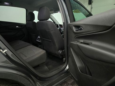 Used 2019 Chevrolet Equinox LT image 30