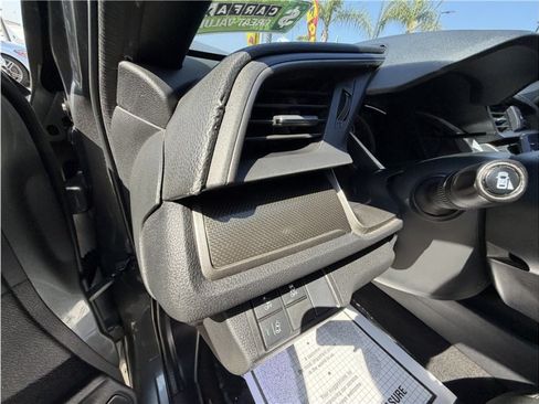 Used 2019 Honda Civic EX image 35
