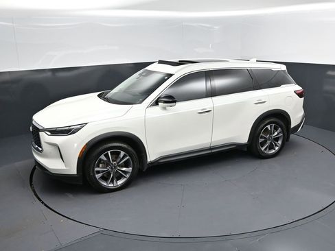 Certified 2023 INFINITI QX60 Luxe w/ Performance Audio Package image 34