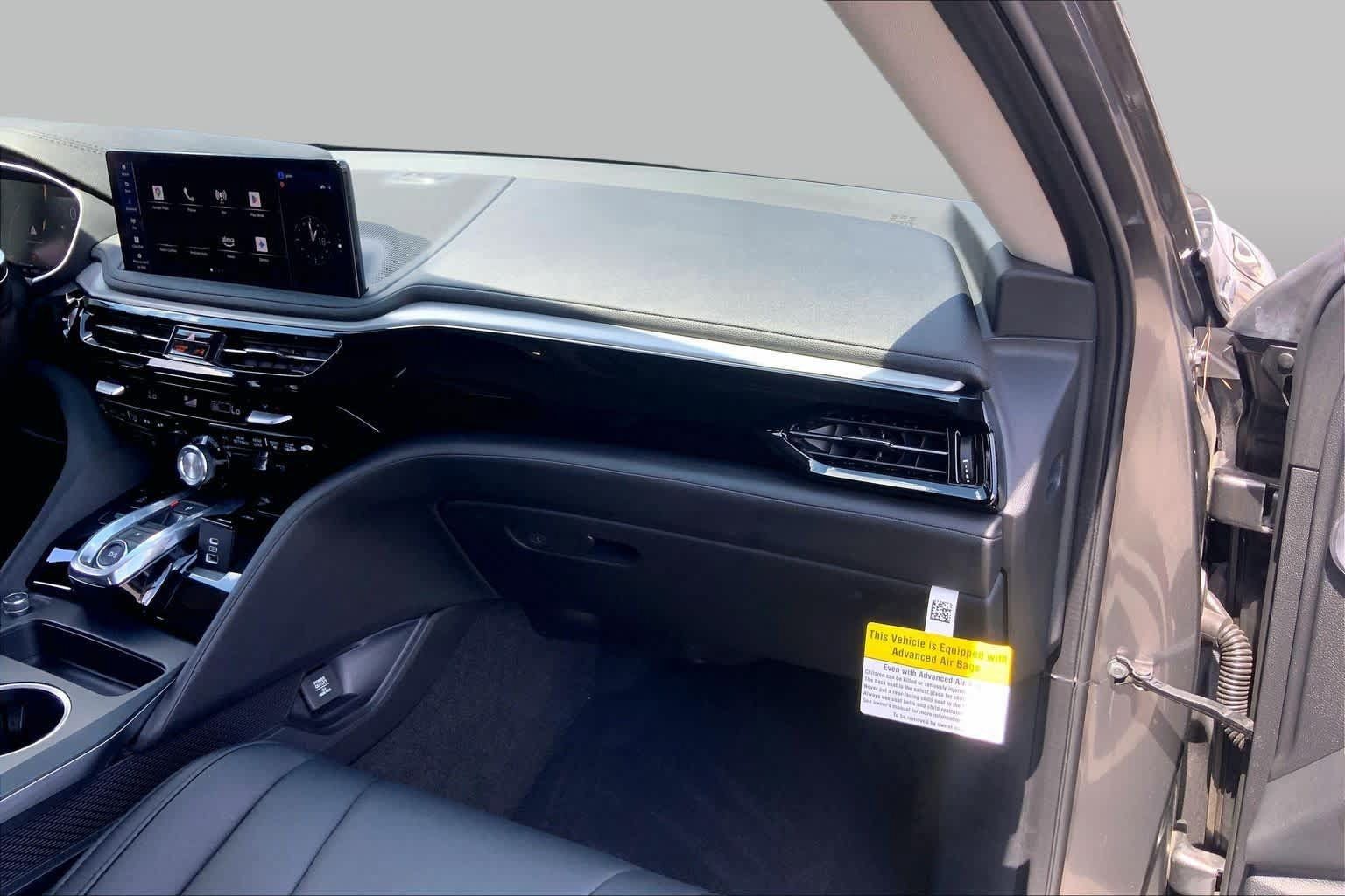 Used 2025 Acura MDX FWD image 19