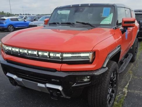 Used 2025 GMC Hummer EV 2X AWD/4WD image 3