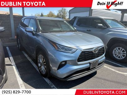 Used 2021 Toyota Highlander Platinum