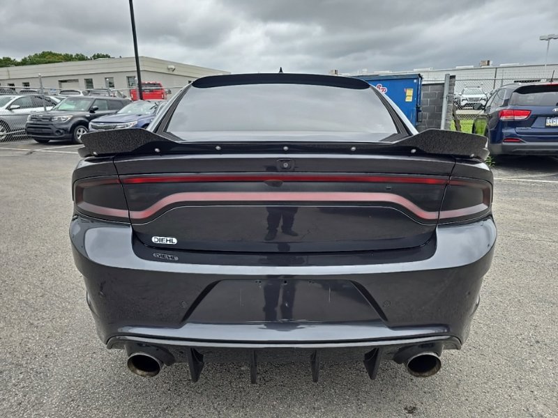 Used 2019 Dodge Charger R/T RWD image 6