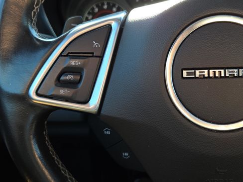 Used 2022 Chevrolet Camaro LT image 27