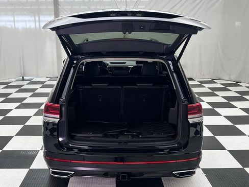 Used 2021 Volkswagen Atlas SE image 9