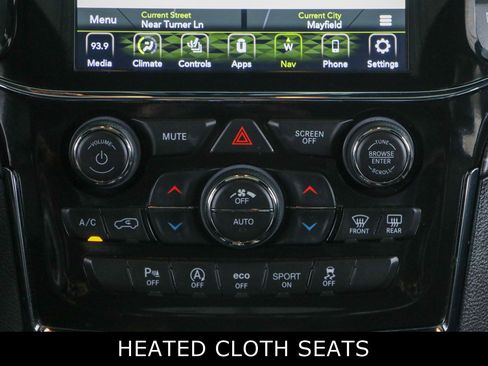 Used 2021 Jeep Grand Cherokee Laredo X AWD/4WD image 20