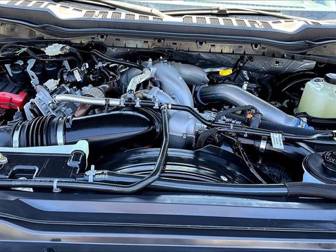 Used 2024 Ford F250 Lariat w/ Chrome Package AWD/4WD image 11