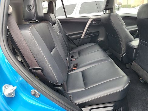 Used 2017 Toyota RAV4 Limited image 30