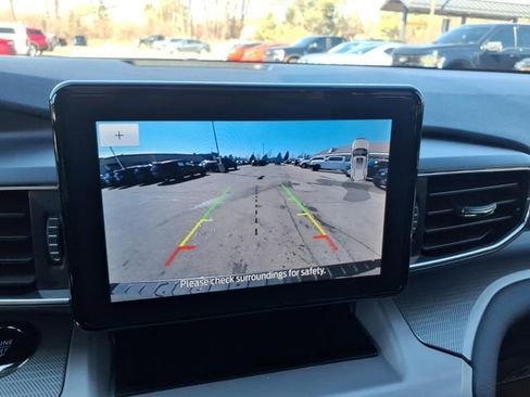 Certified 2024 Ford Explorer XLT w/ Equipment Group 202A image 25