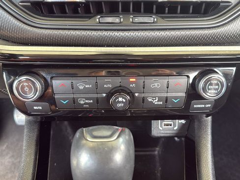 Used 2022 Jeep Compass Trailhawk image 27