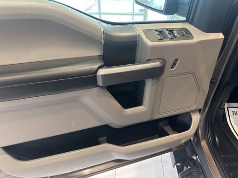 Used 2018 Ford F150 XLT w/ XTR Package image 9