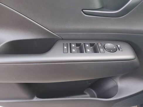 Used 2025 Hyundai Kona SEL image 19