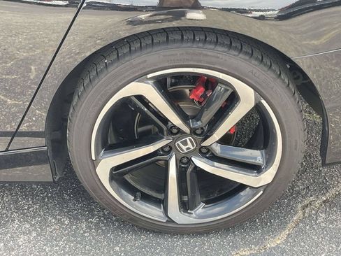 Used 2021 Honda Accord Sport image 9