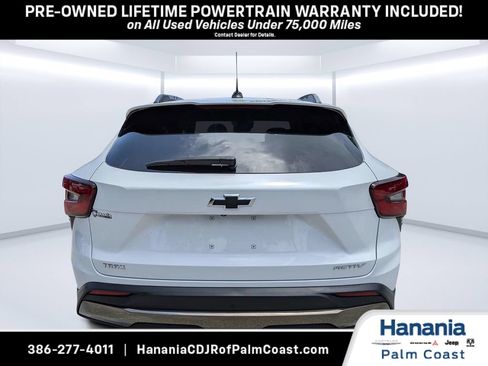 Used 2025 Chevrolet Trax ACTIV w/ Driver Confidence Package FWD image 4